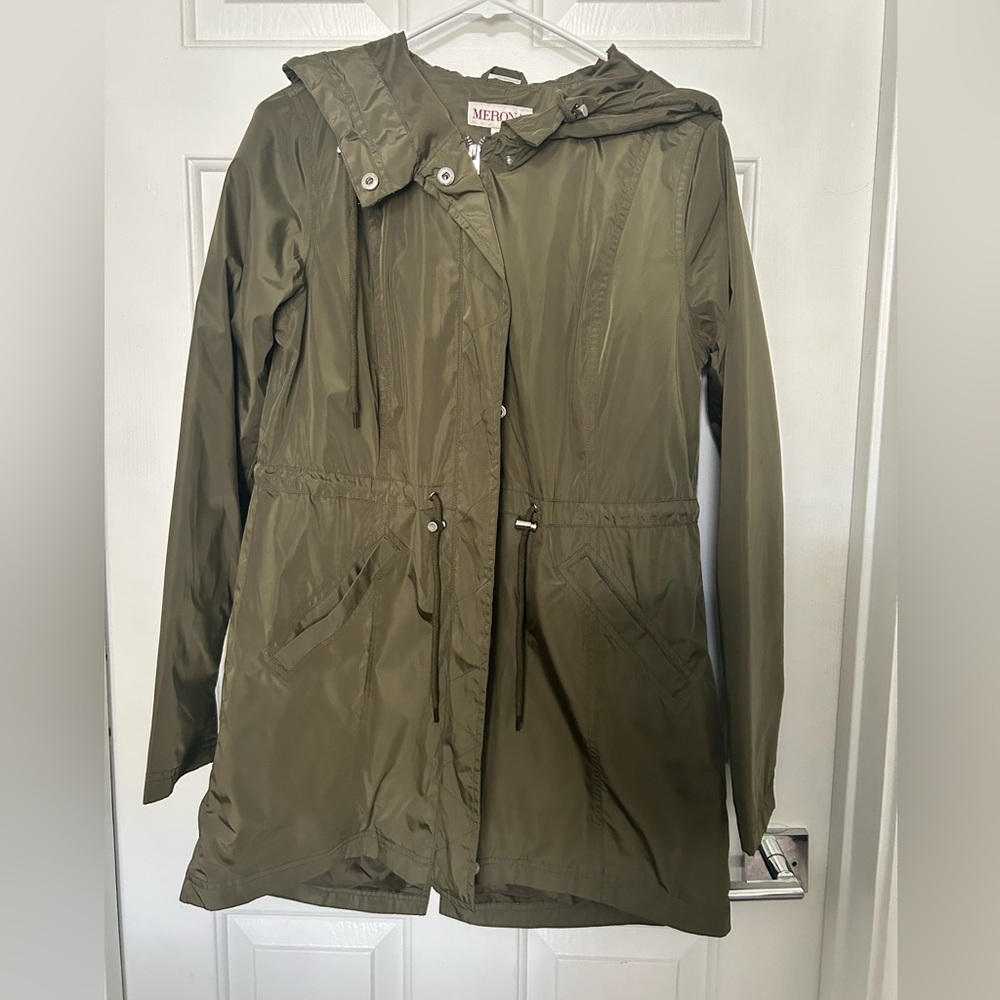 Olive Light Weight Hooded Jacket - Women’s Small